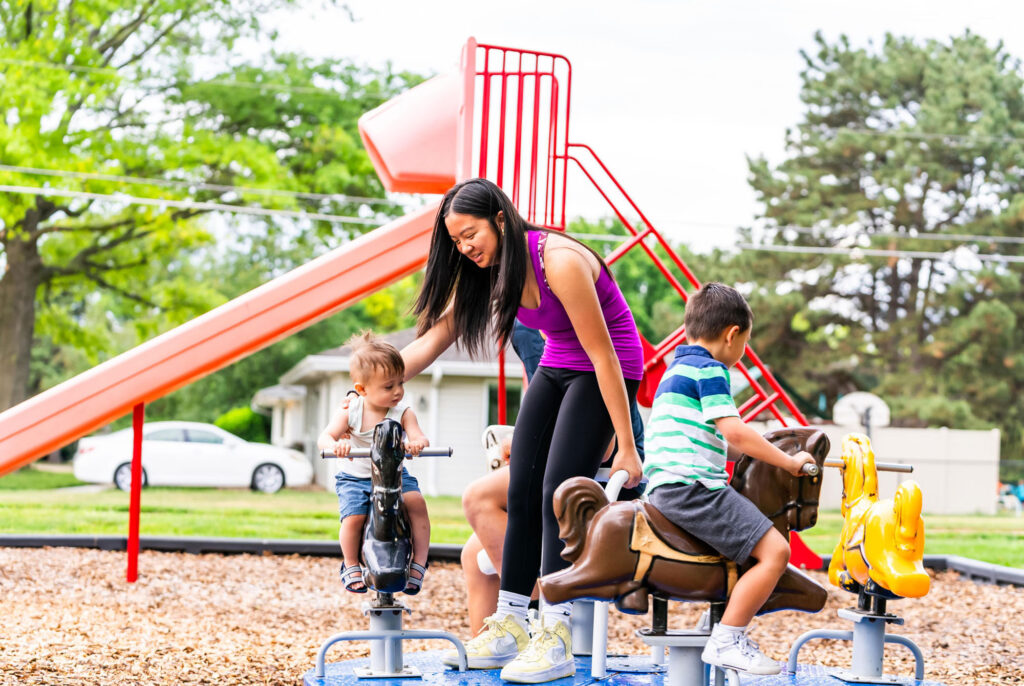 lifestyle-family-playground